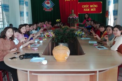 Trường TH Nguyễn Du khai xuân đón chào năm mới với tinh thần yêu thương, đoàn kết, vui vẻ.