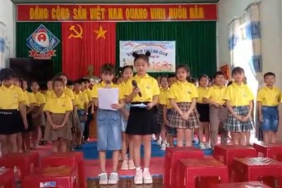 tiết mục văn nghệ trong CLB Tiếng Anh